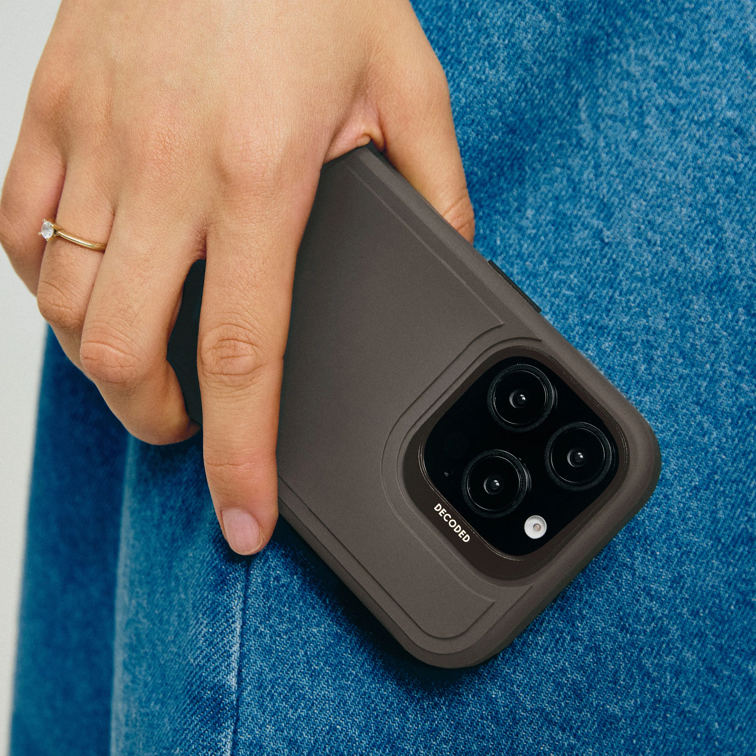 AntiMicrobial Silicone Stacks Case | Phantom Black | iPhone 16 Pro Max | D25IPO16PMBCST9PM - Image 5