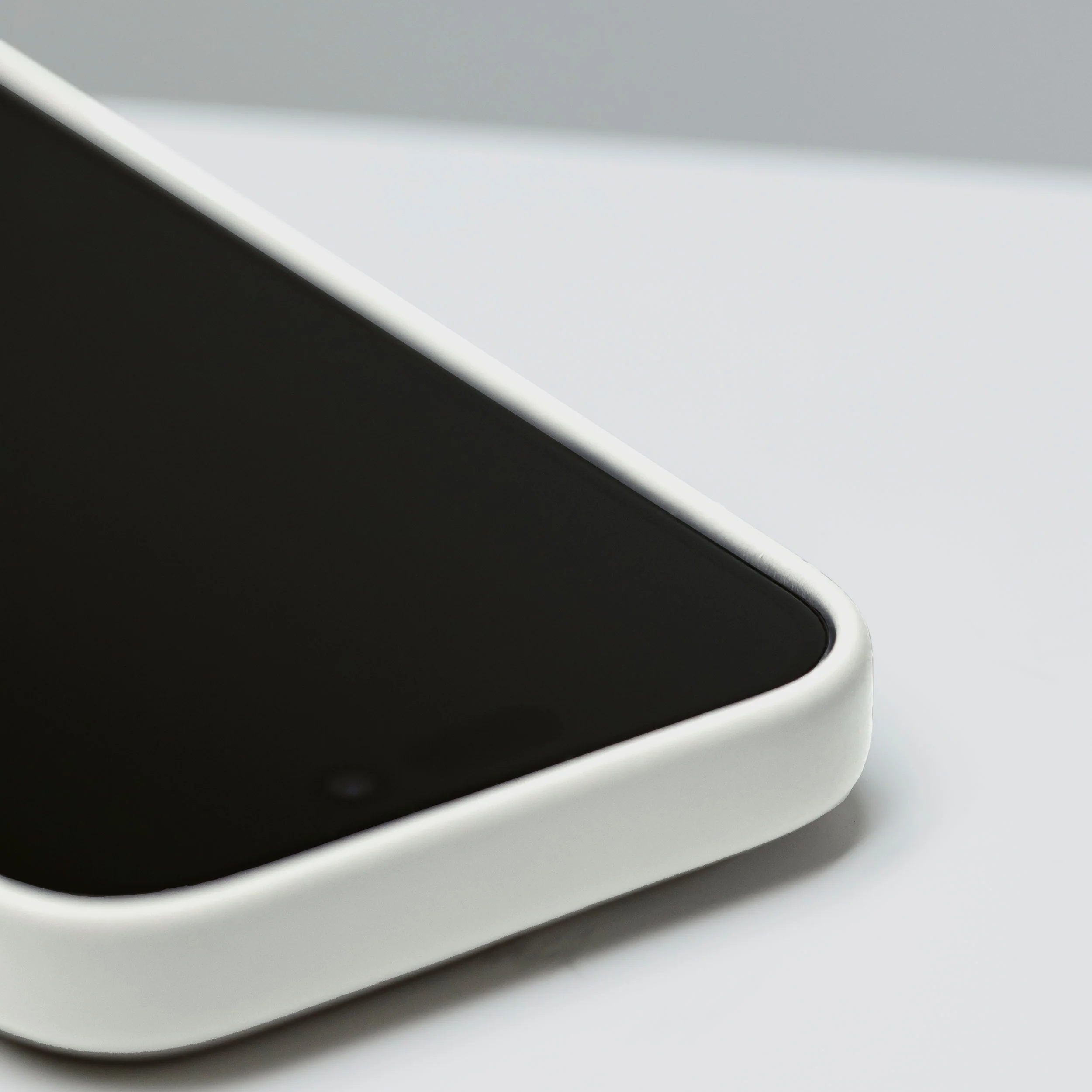 AntiMicrobial Silicone Stacks Case | Stone Grey | iPhone 16 Plus | D25IPO16PLBCST9SY - Image 3