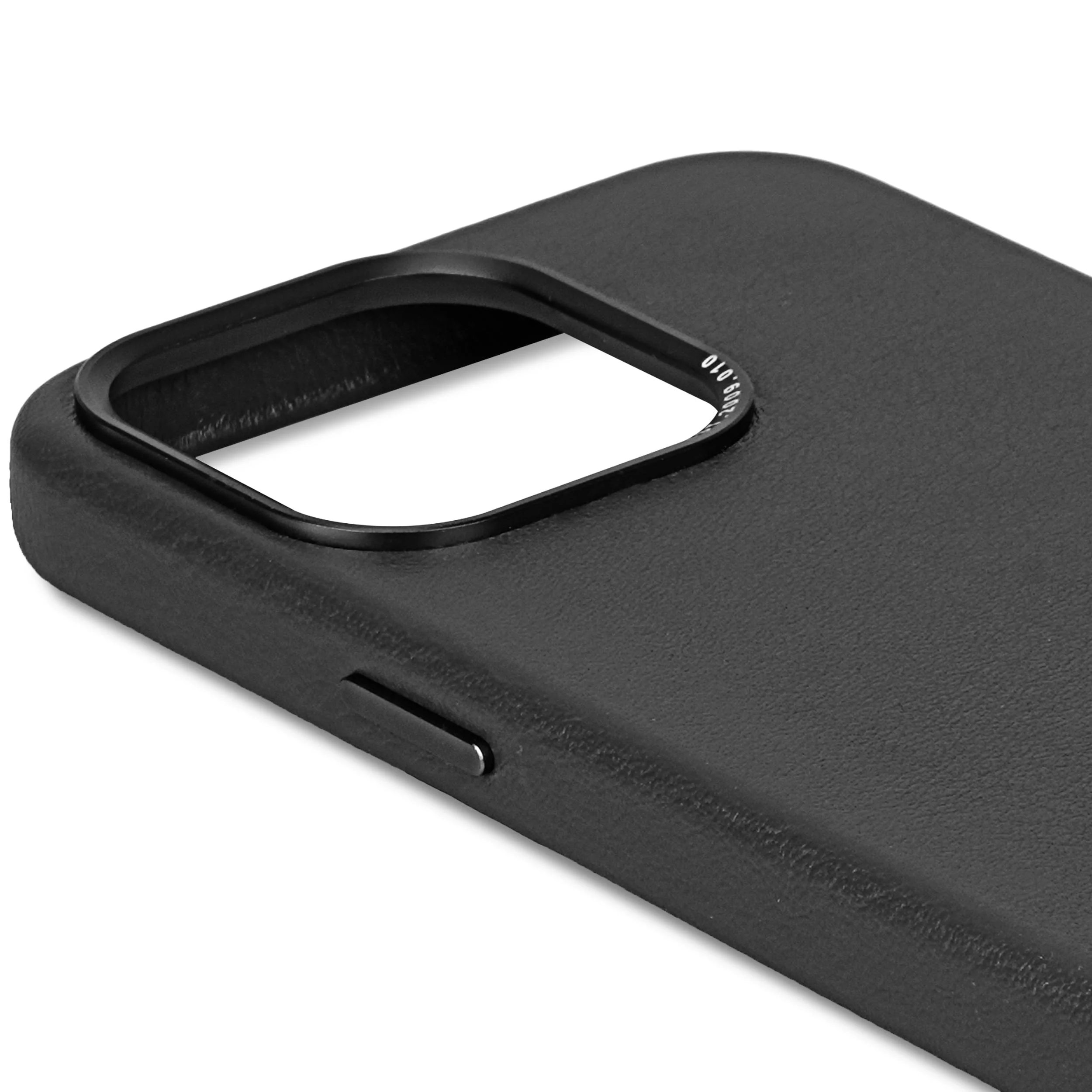 Leather Back Case | Black | iPhone 15 Pro Max | D24IPO15PMBC1BK - Image 3