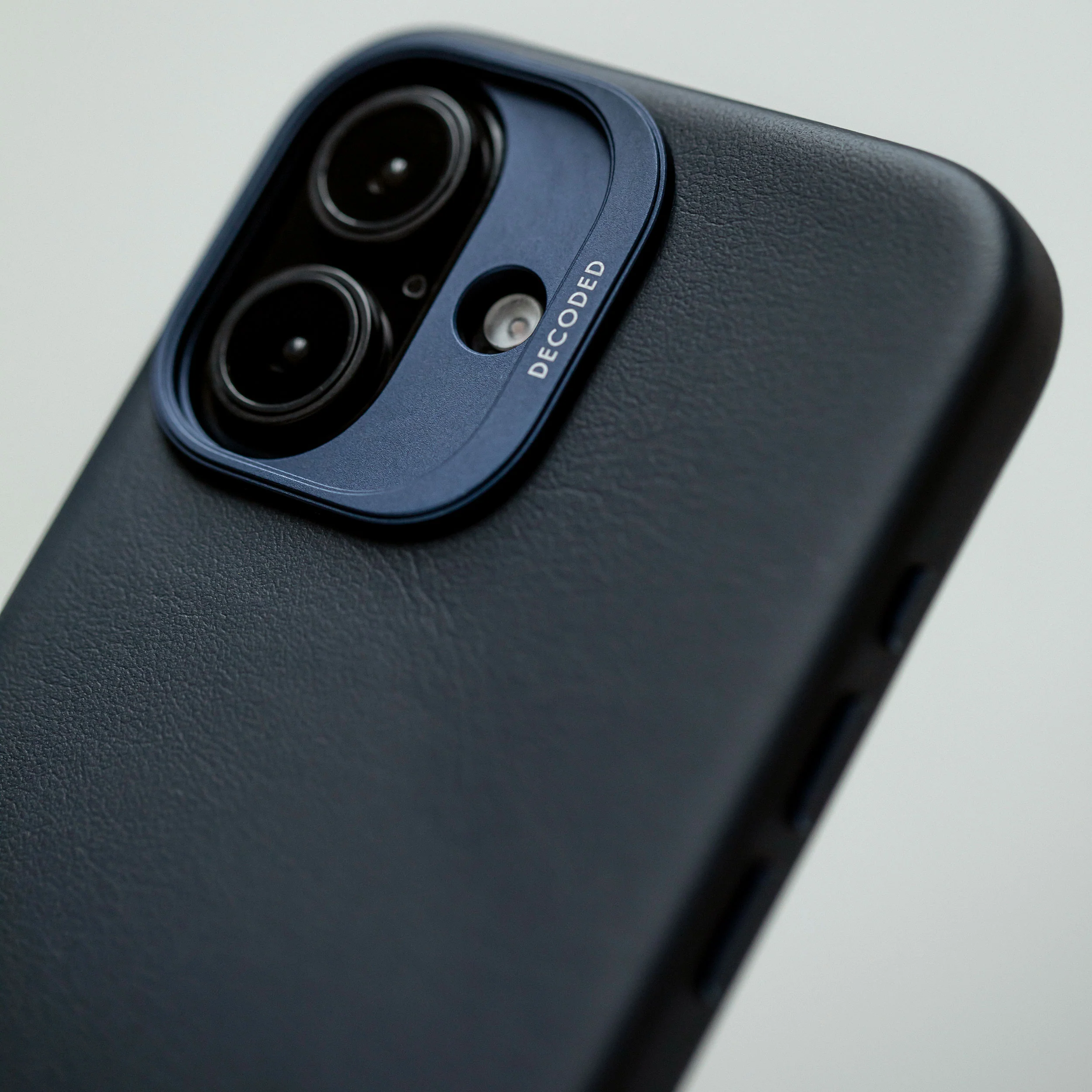 Leather Case | Navy Blue | iPhone 16 Plus | D25IPO16PLBC1NY - Image 3