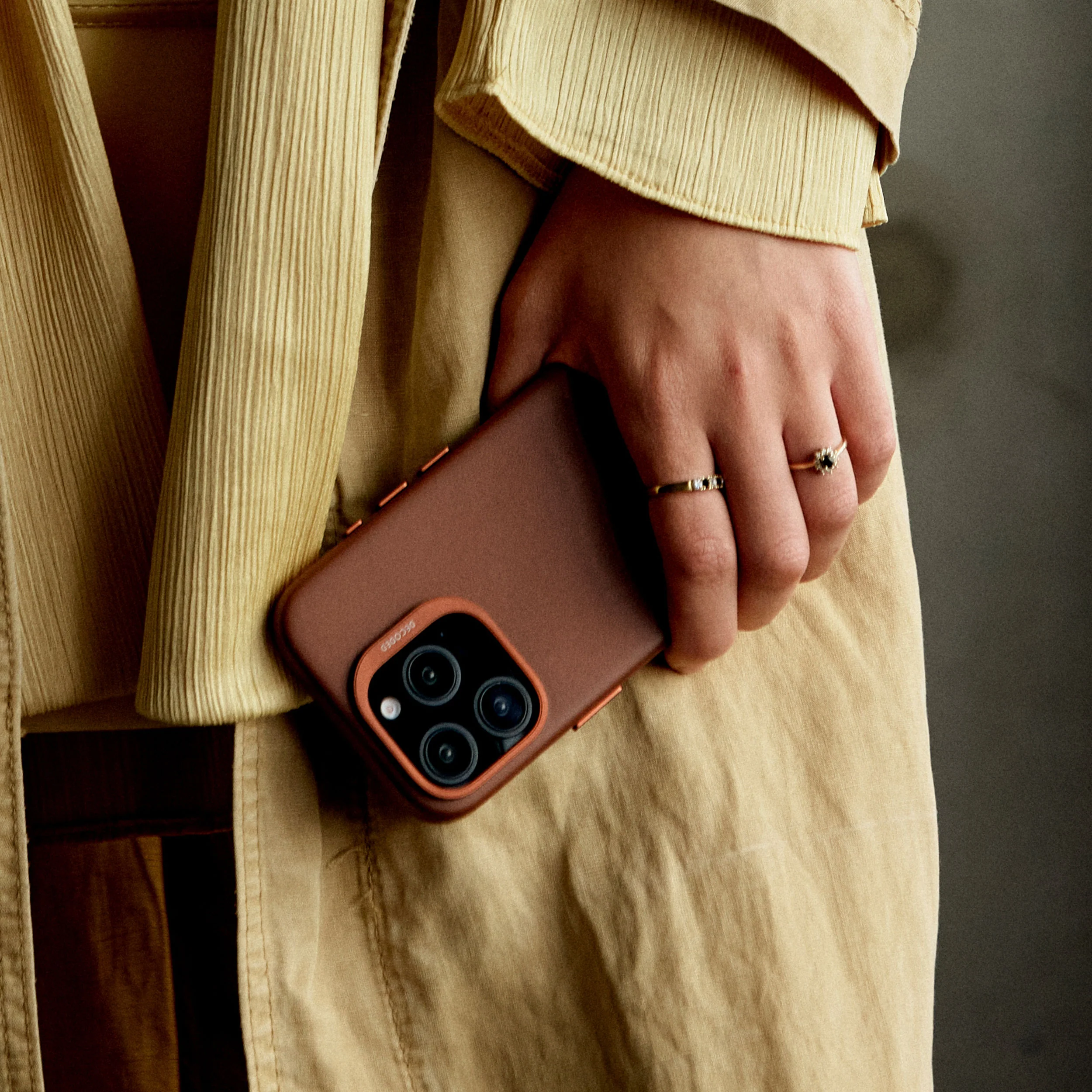 Leather Case | Tan Brown | iPhone 16 Pro | D25IPO16PBC1TN - Image 3