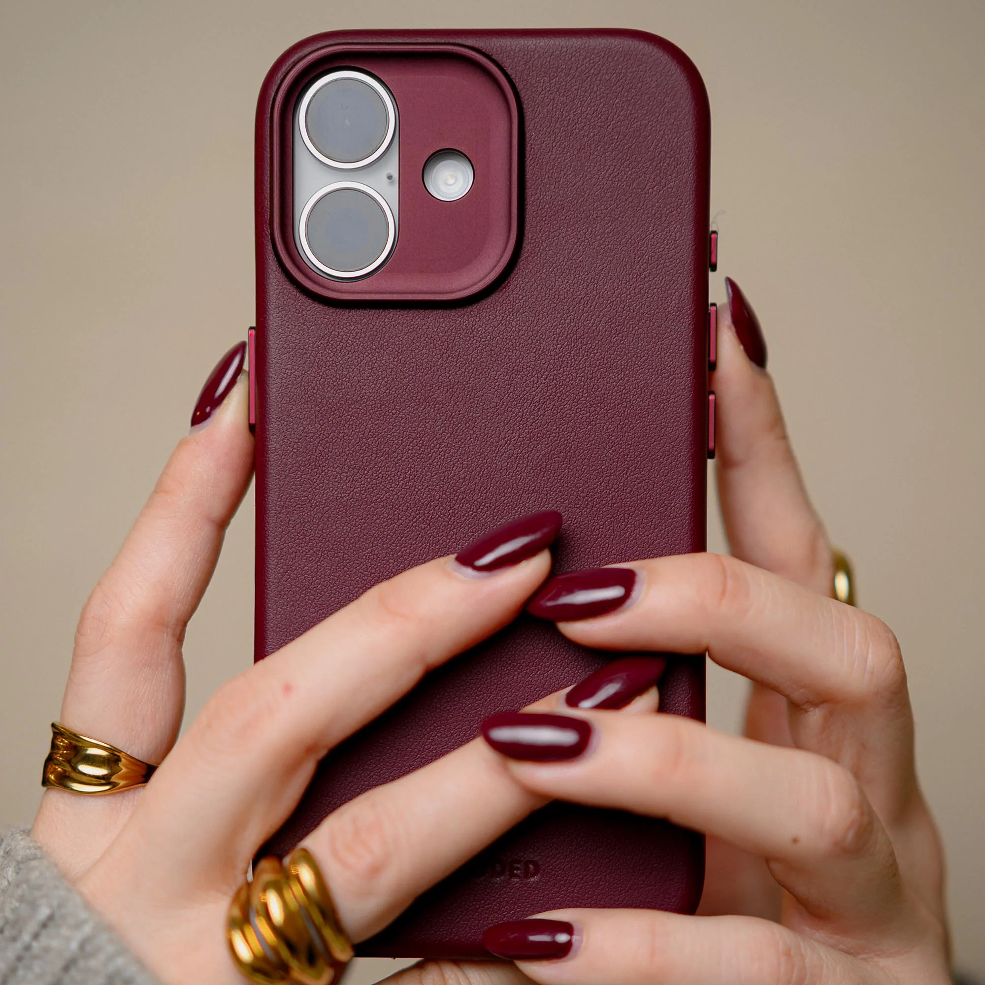 Leather Case | Burgundy | iPhone 17 | D26IPO17BC1DY - Image 5