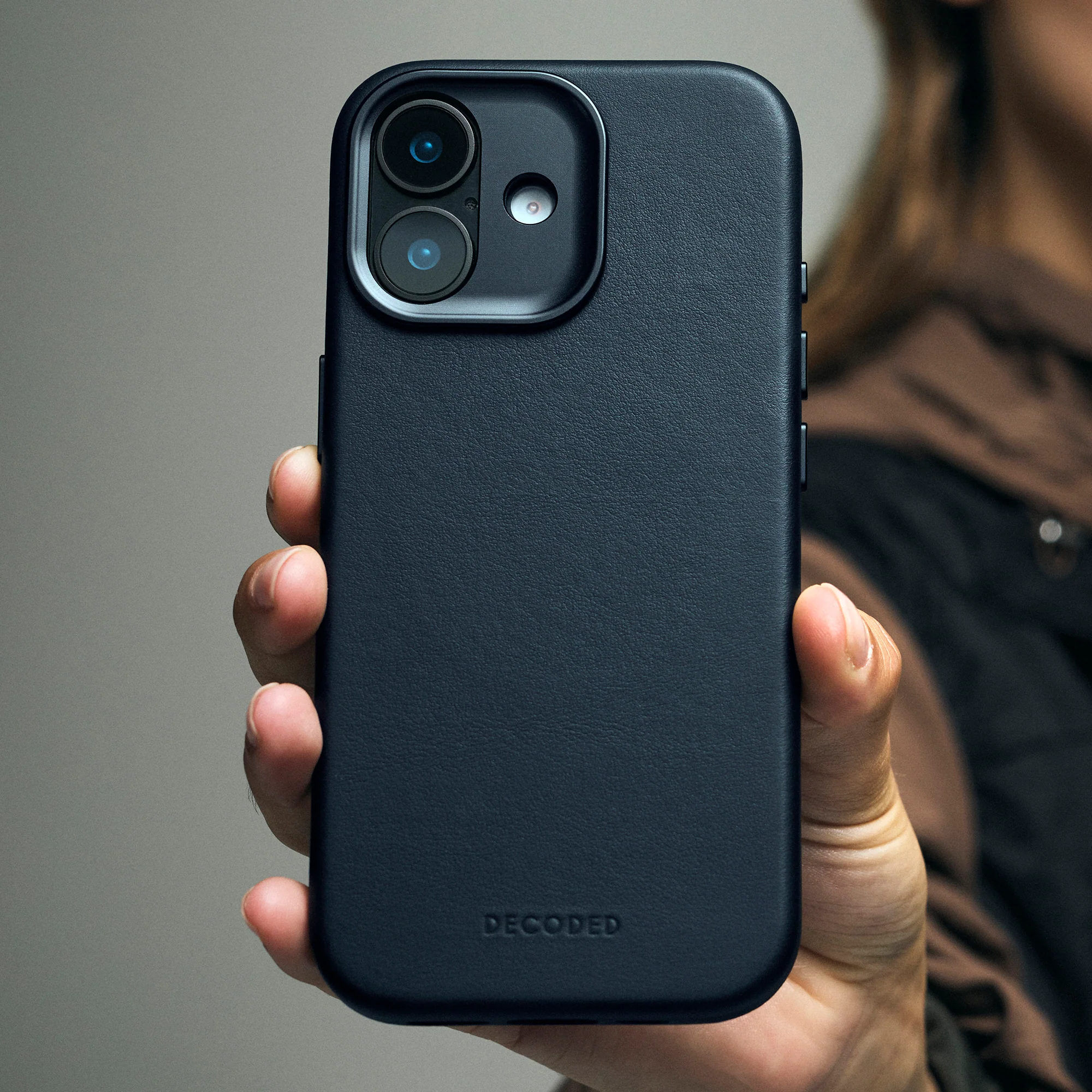 Leather Case | Navy Shadow | iPhone 17 | D26IPO17BC1NW - Image 5