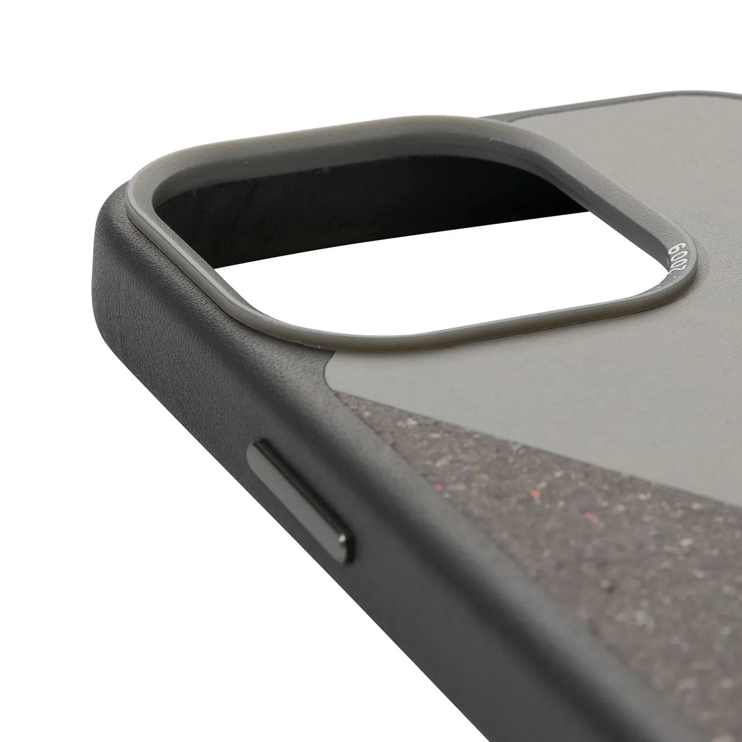 Leather Nike Grind Back Case | Black | iPhone 13 | DANG22IPO61SO2BK - Image 7